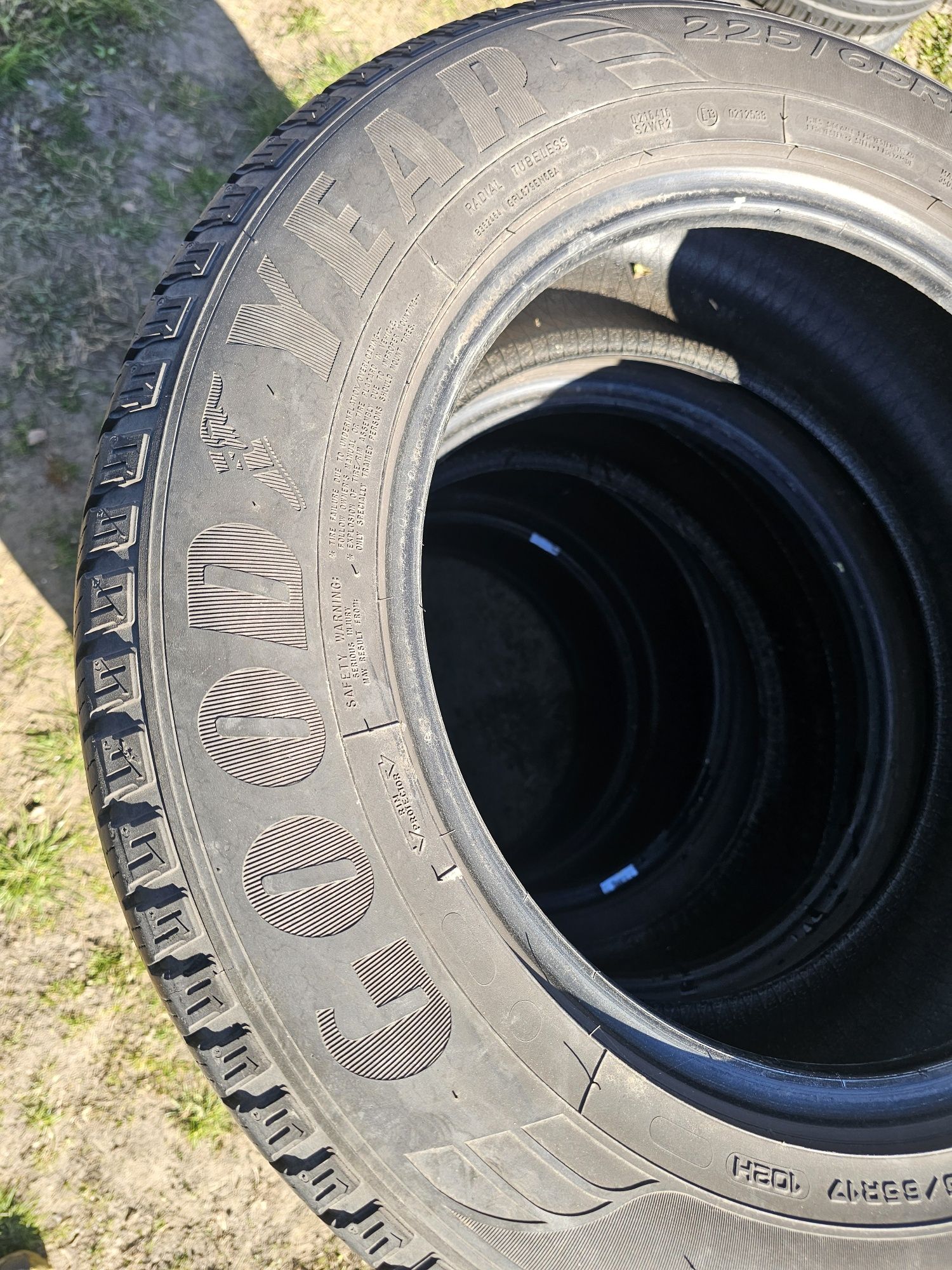 Opony letnie Goodyear 225/65R17