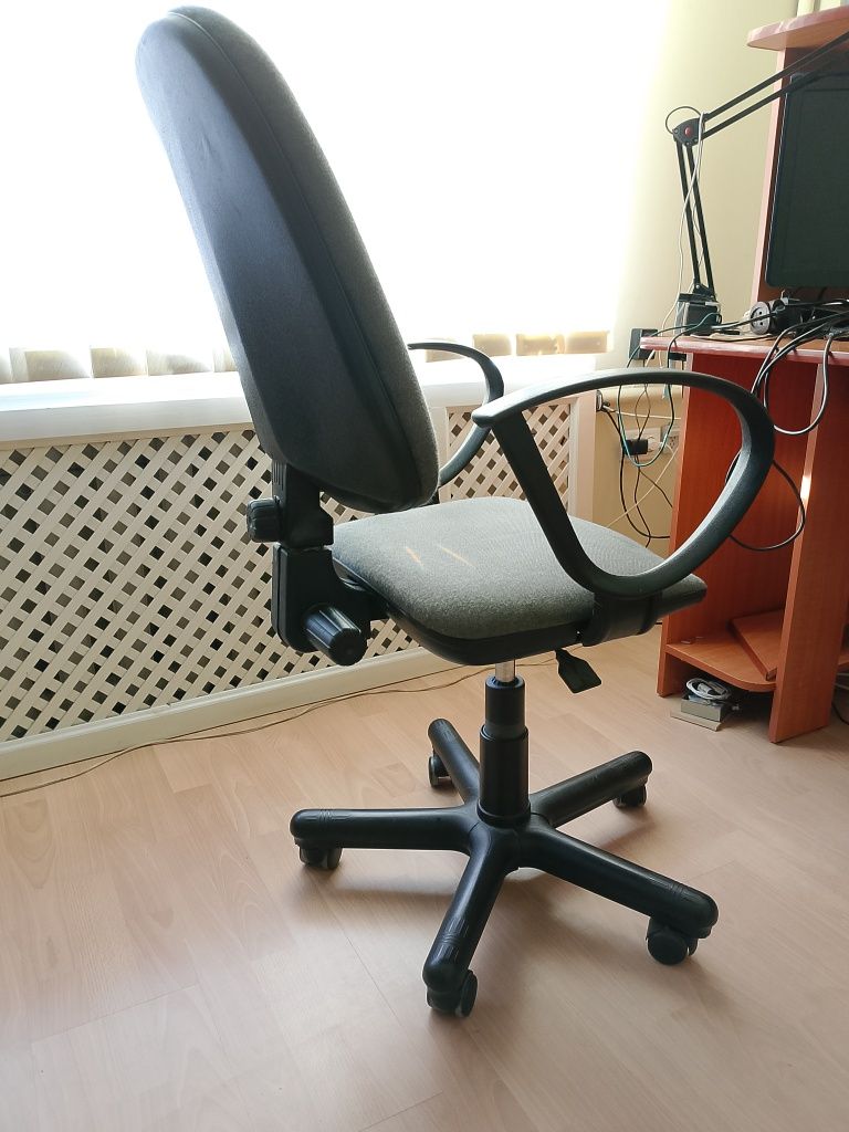 Крісло     офісне