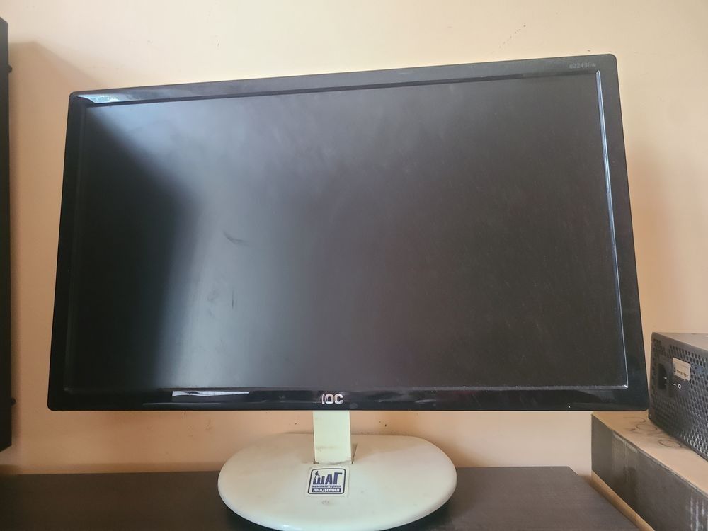 Монитор AOC 21.5