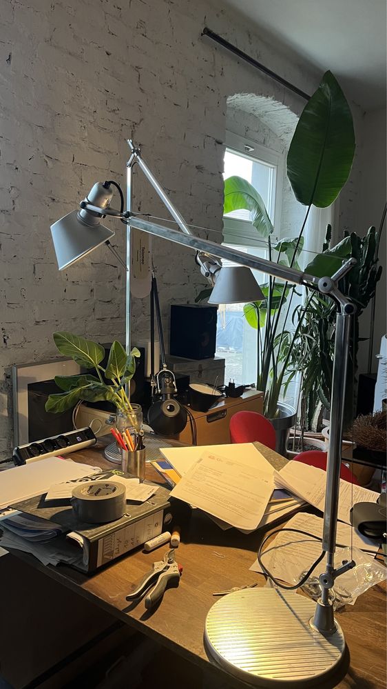 Artemide Tolomeo ( nowa )