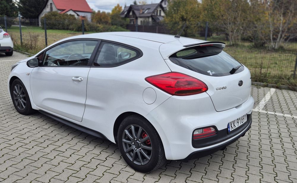 Sprzedam Kia Cee'd Diesel 1,4 2015