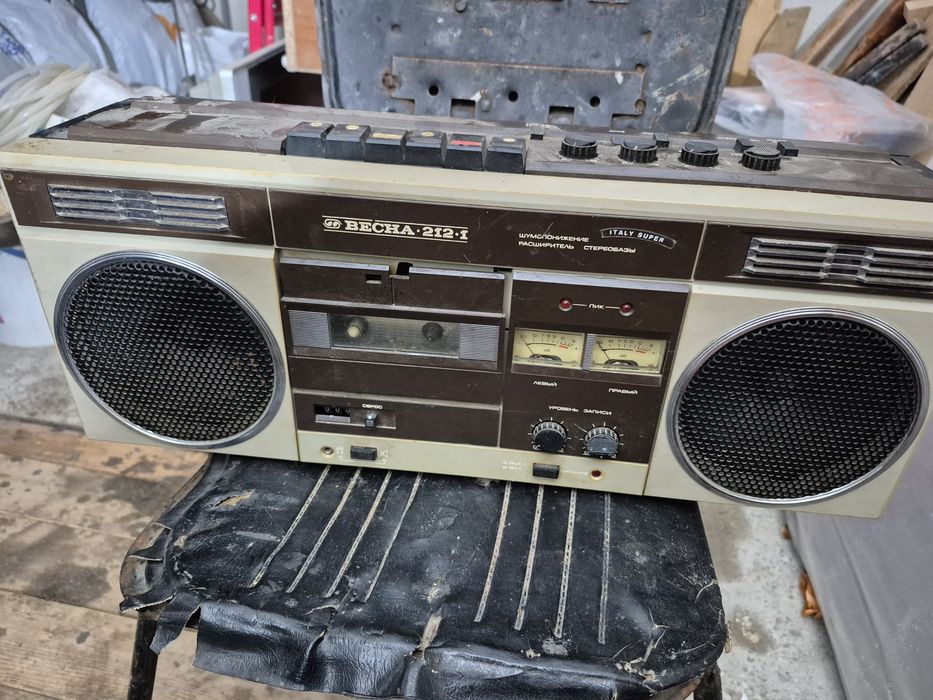 Магнитофон весна