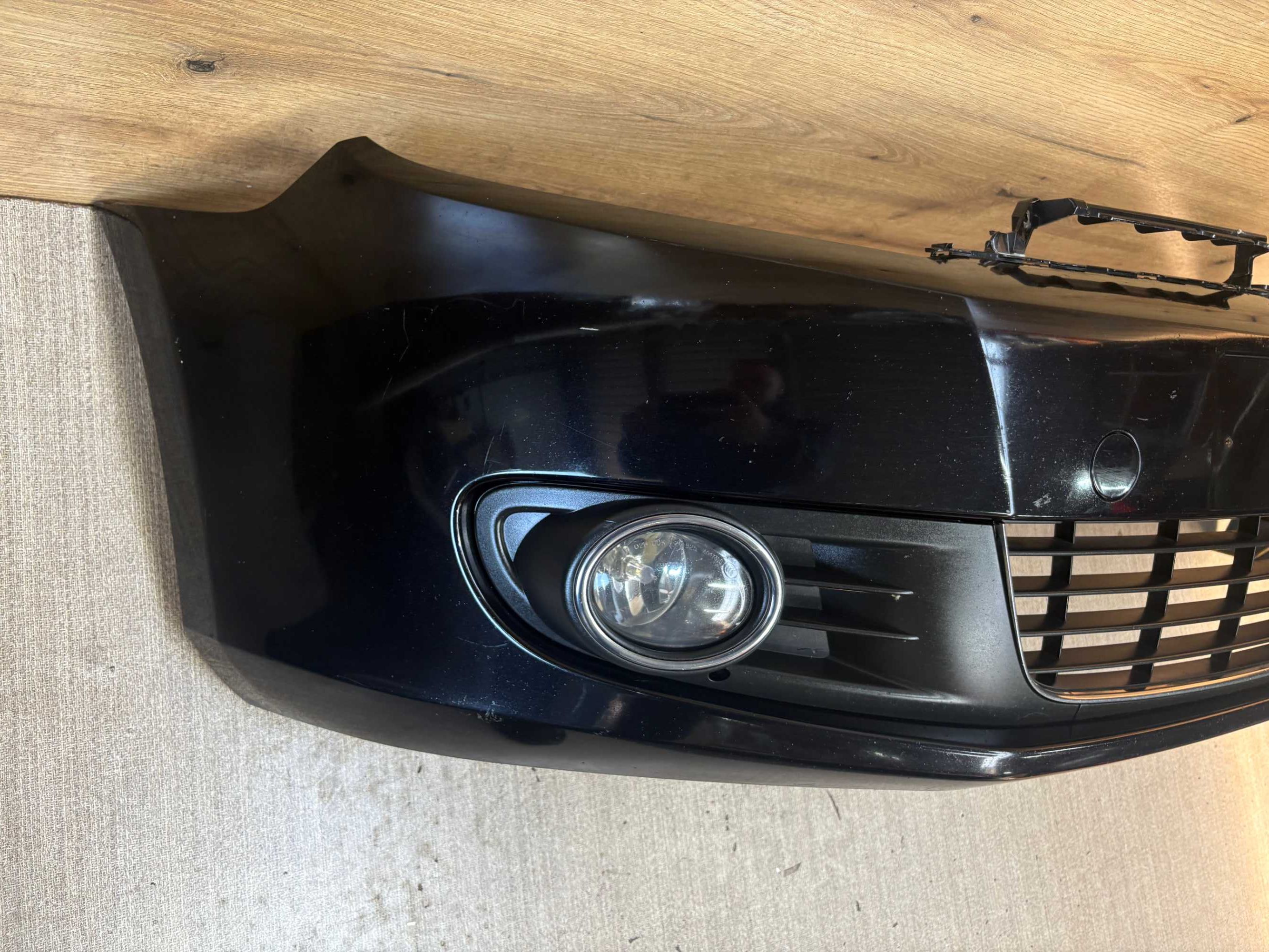 Zderzak przedni volkswagen golf 6 kolor lc9x