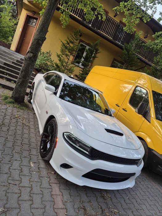 Auto do ślubu Mercedes AMG BMW X6 CUPRA  MG  Dodge SRT