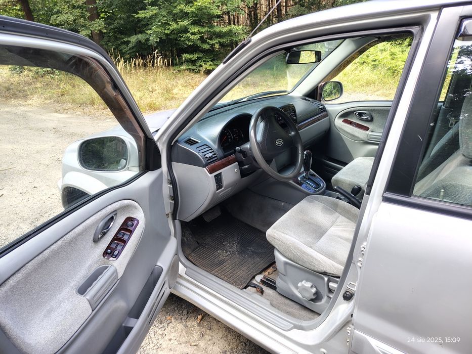 Suzuki Grand Vitara XL7 2004r. 2.7 184km LPG automat