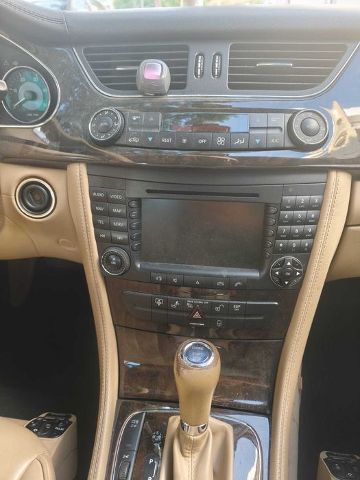 Vendo Mercedes Benz 320 CDI