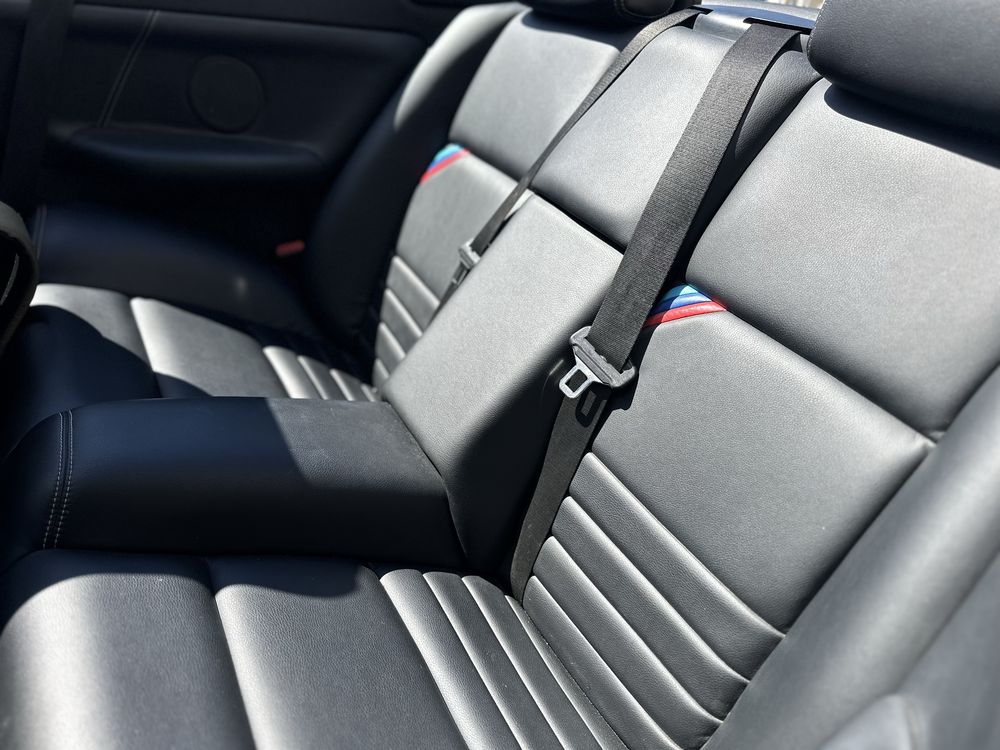 BMW E36 Cabrio 320i 6 cilindros original - baquetas M3