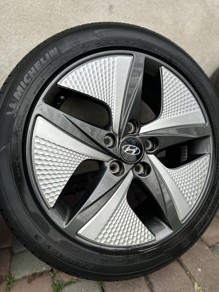 Hyundai ioniq r17 диски резина  225 45 r17 Michelin Primacy 3