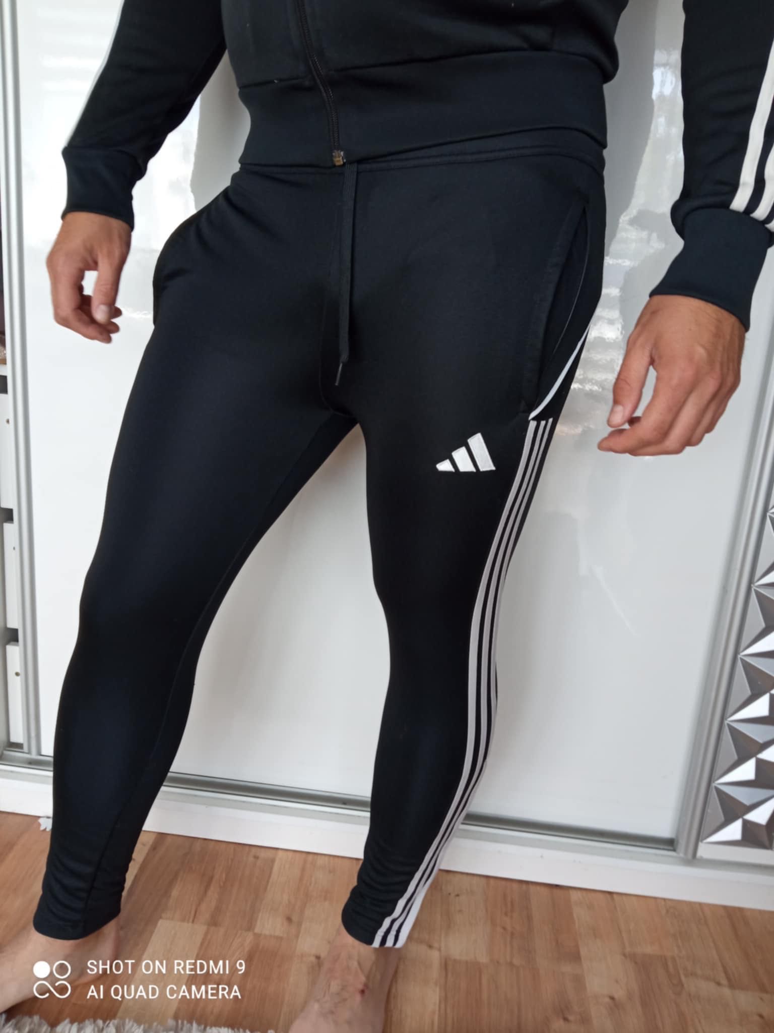 Spodnie dresowe męskie S adidas oryginalne stan bardzo dobry