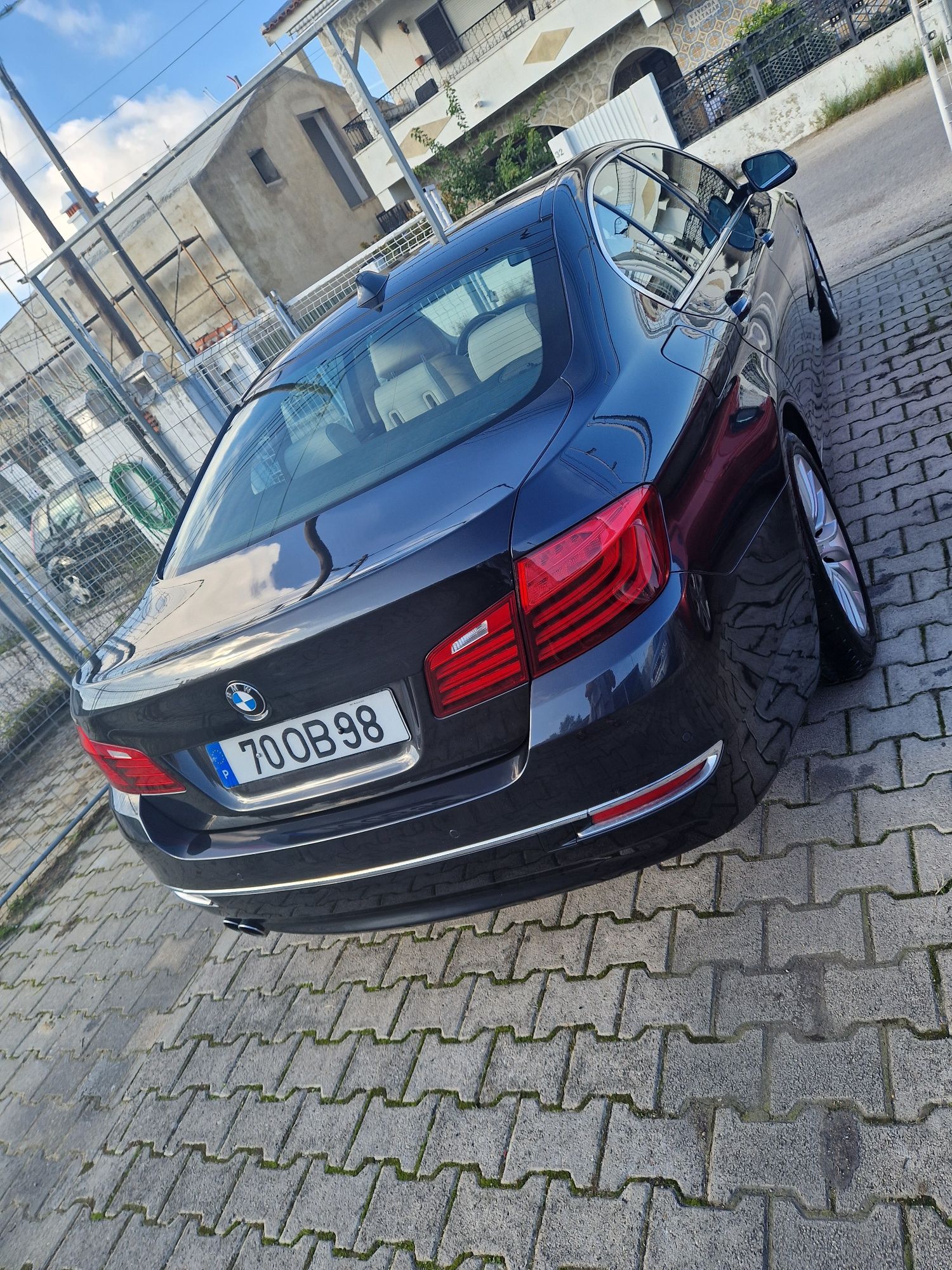 BMW 525D luxury edition