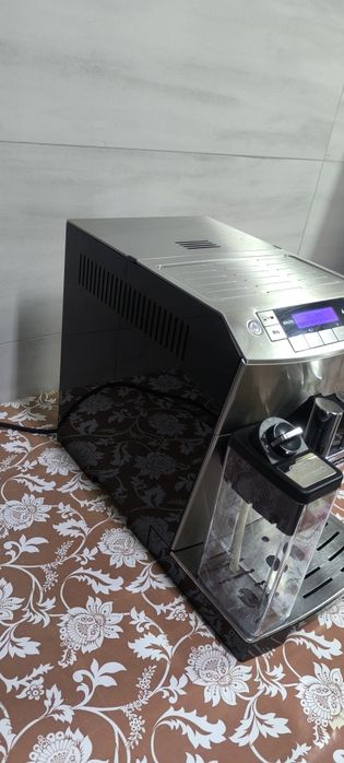 Máquina café delonghi primadonna S