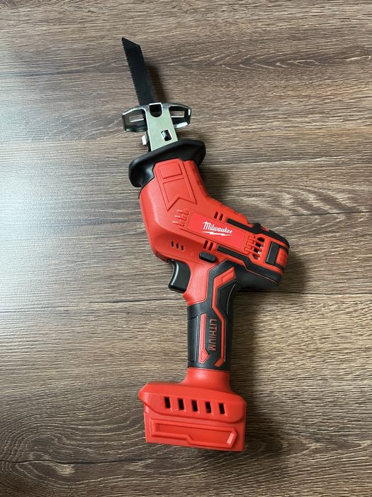 Pila szablasta milwaukee zamiennik