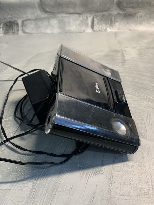 i-Station Ligic 3 Doc станція