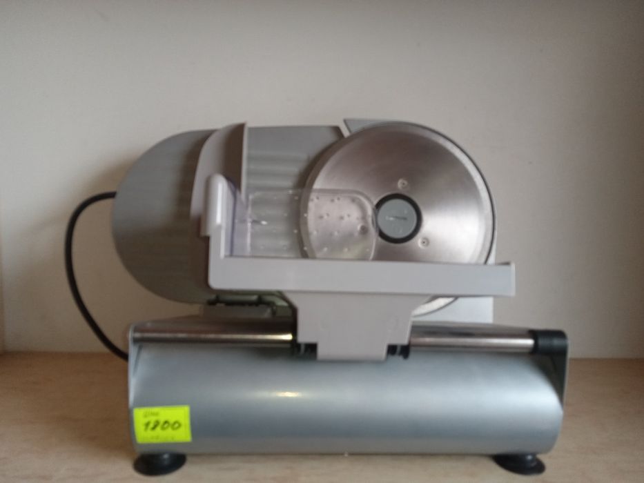 Слайсер кухонний AUSONIA 190