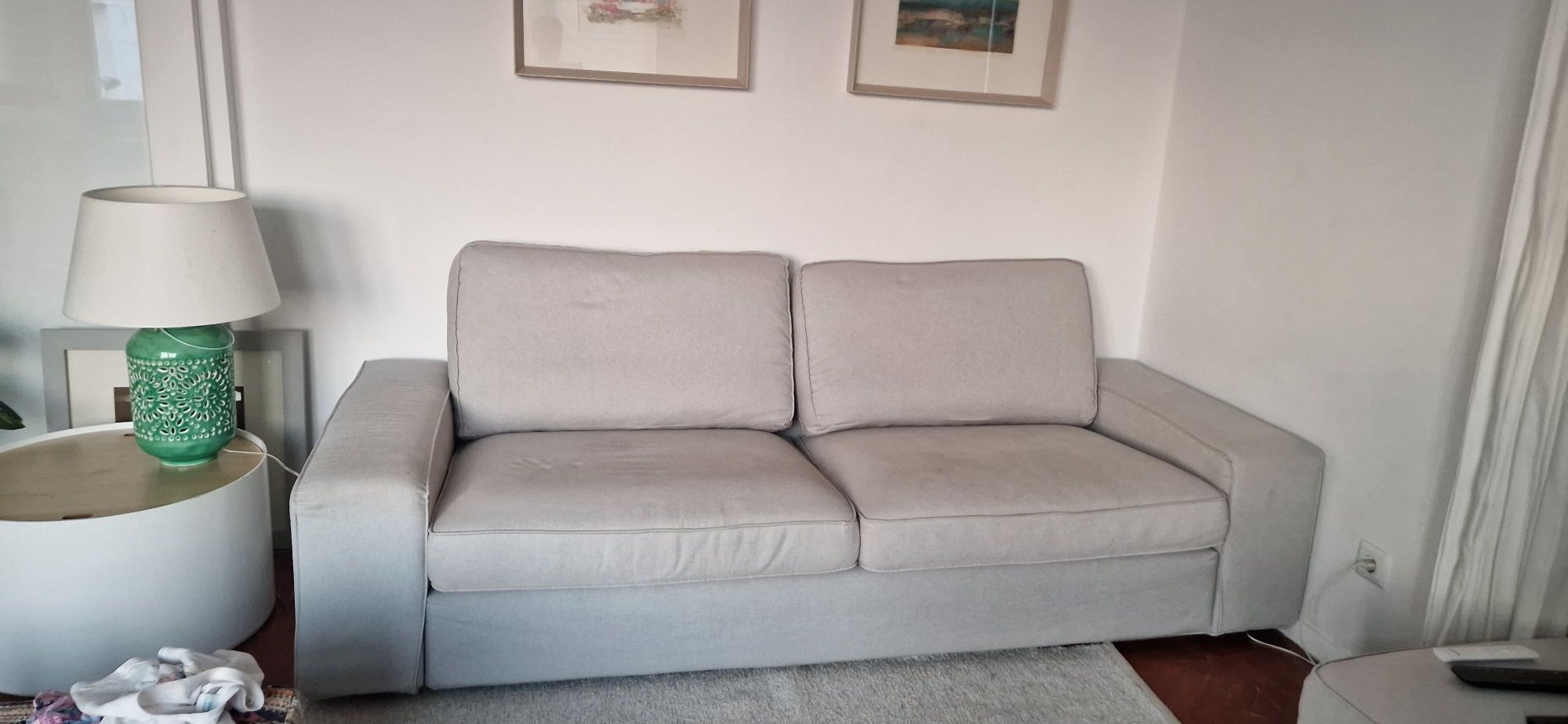 Sofá Ikea kivik 3 lugares