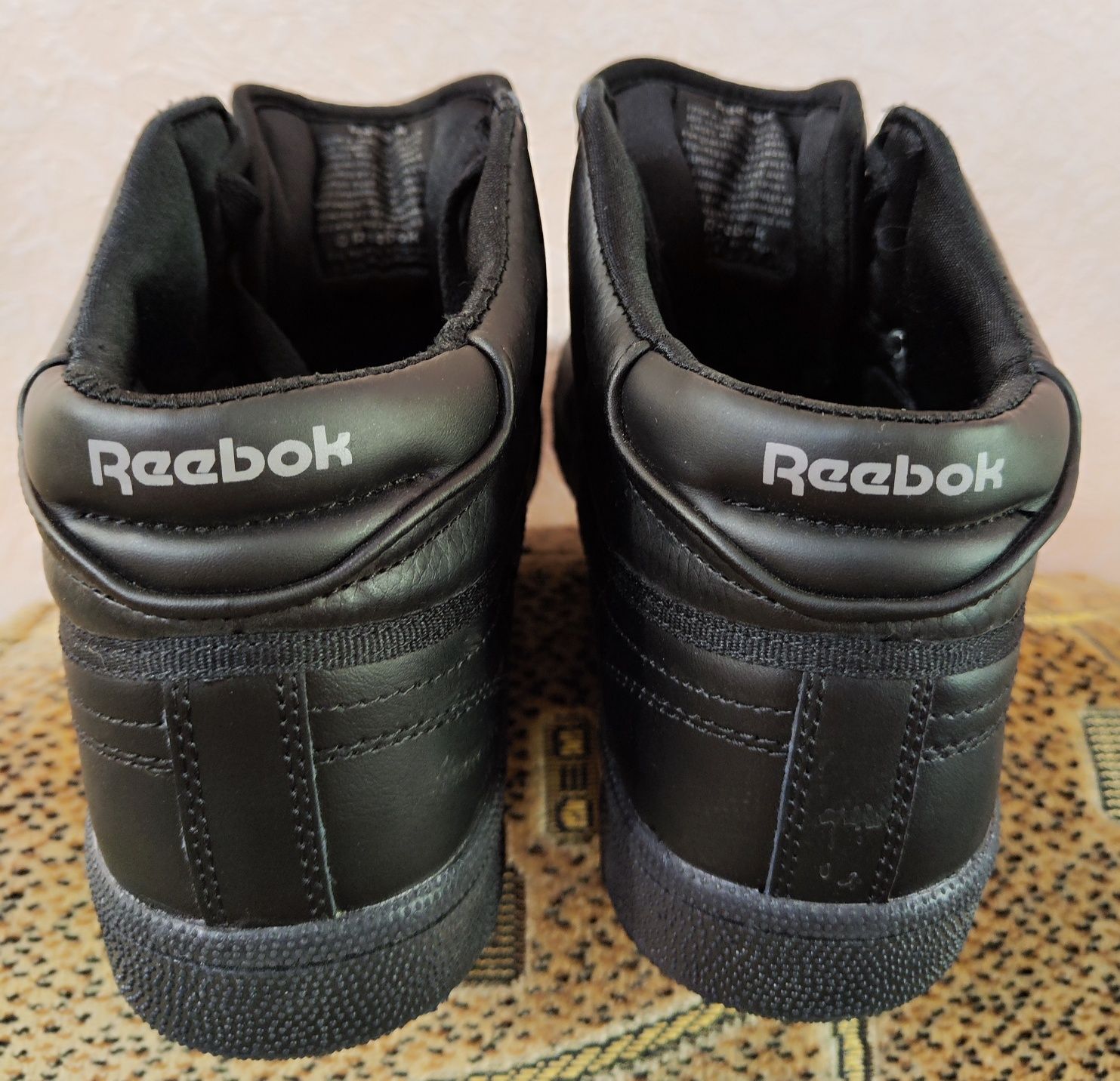 Мужские кожаные кроссовк Reebok 43р.и 43р.