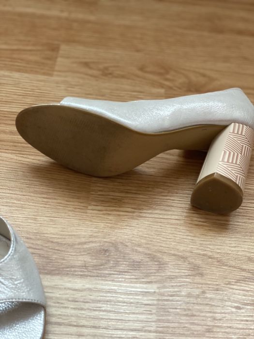 Свадебное платье, весільна сукня, платье кекс, трубы