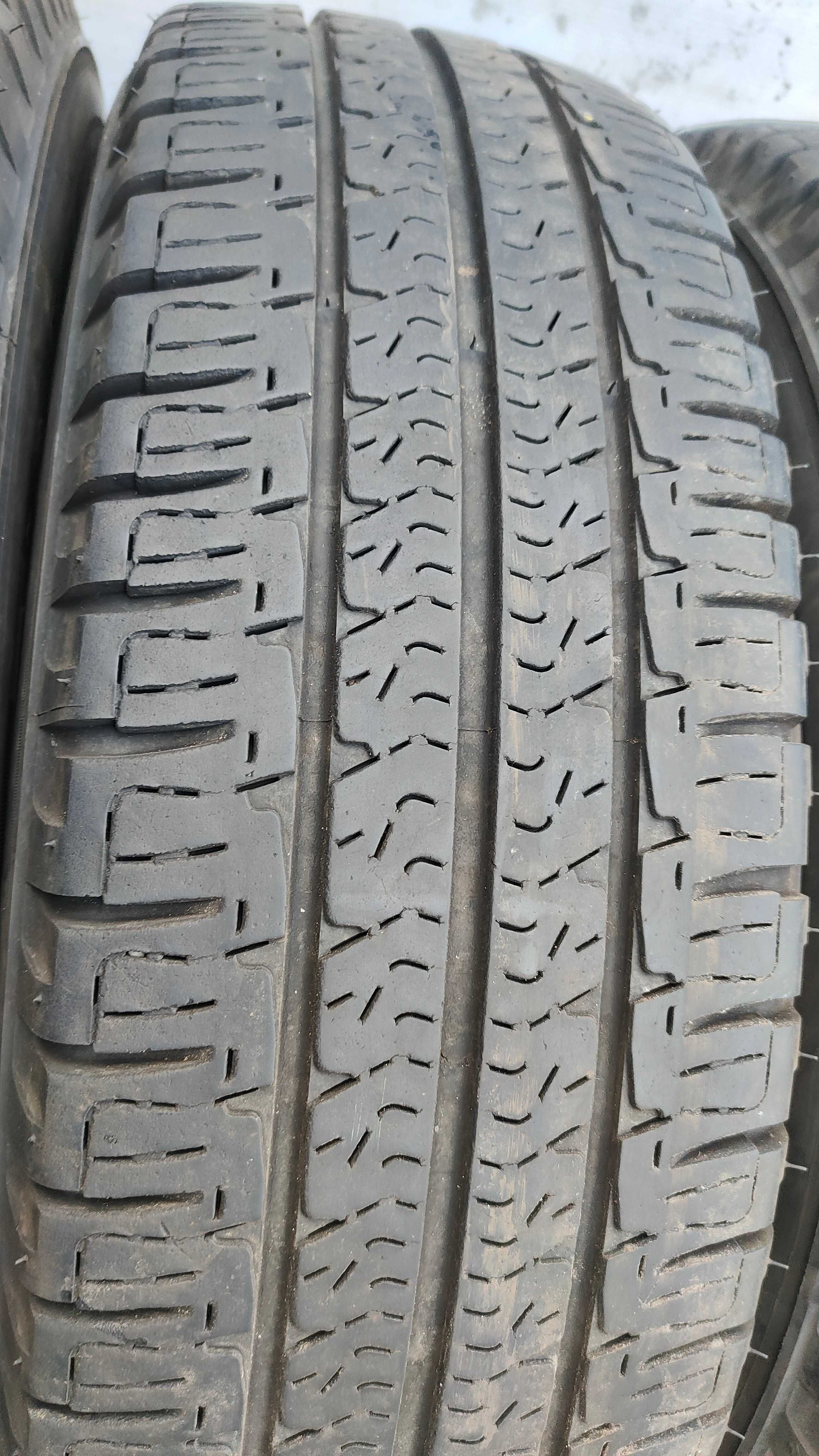 Opony Letnie 225/75/16C Michelin 4szt 8mm