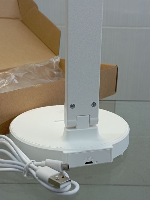 Настольная сенсорная Ied лампа с аккумулятором