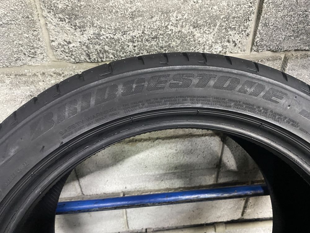 Літні шини 255/40 R18 (RF) (95Y) BRIDGESTONE