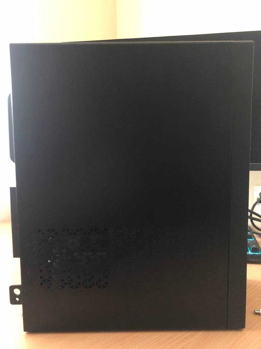 Dell vostro 3668, Intel Core i5-6500, HDD 500gb+SSD 128,Geforce 1050Ti