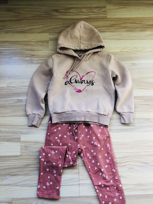 Лот теплого одягу на дівчинку 4-6 років