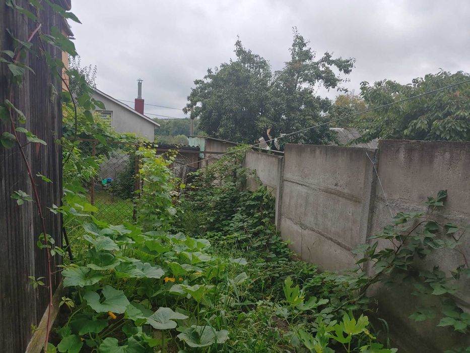 НЕРУХОМІСТЬ від ОЛЕКСАНДРА!!! Частина будинку по Старицького.