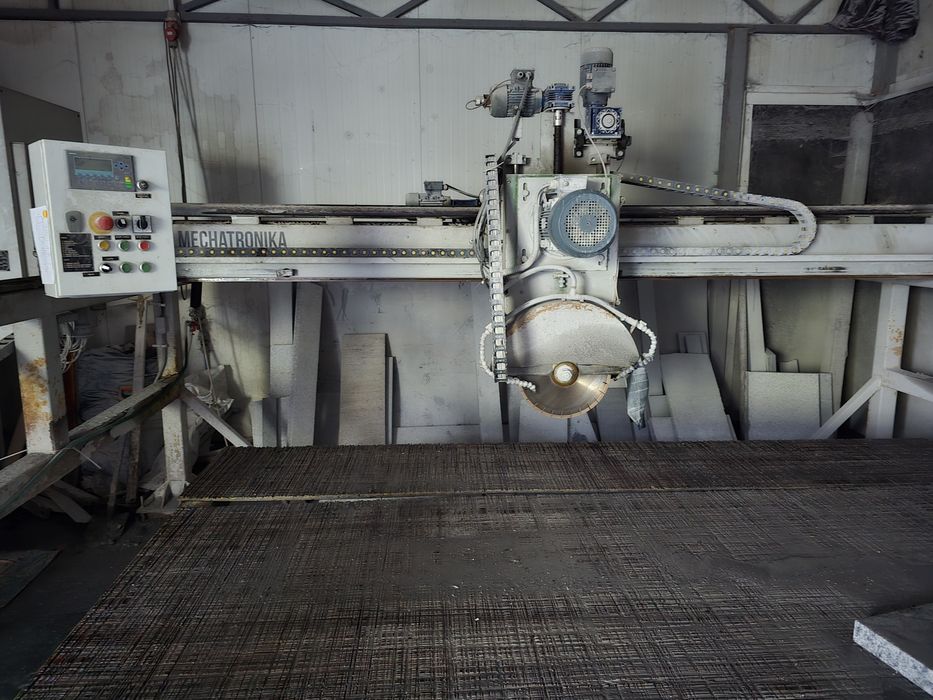 Piła cyrkularka do cięcia granitu