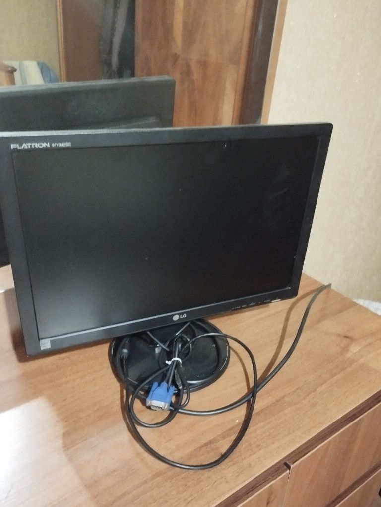 Монитор lg Flatron w1942se