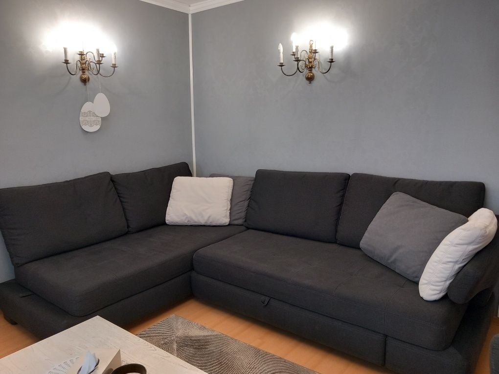Duży narożnik z fotelem