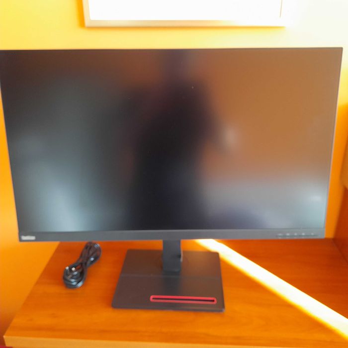 Lenovo Monitor Lenovo ThinkVision P32p-20 z podtsawą.