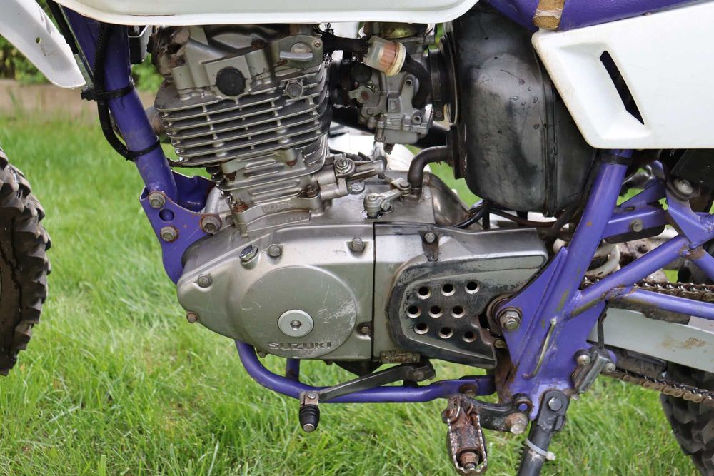 Pilnie! Sprzedam motocykl Suzuki DR125SE 1996