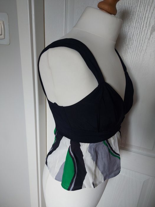 Crop top na ramiączkach