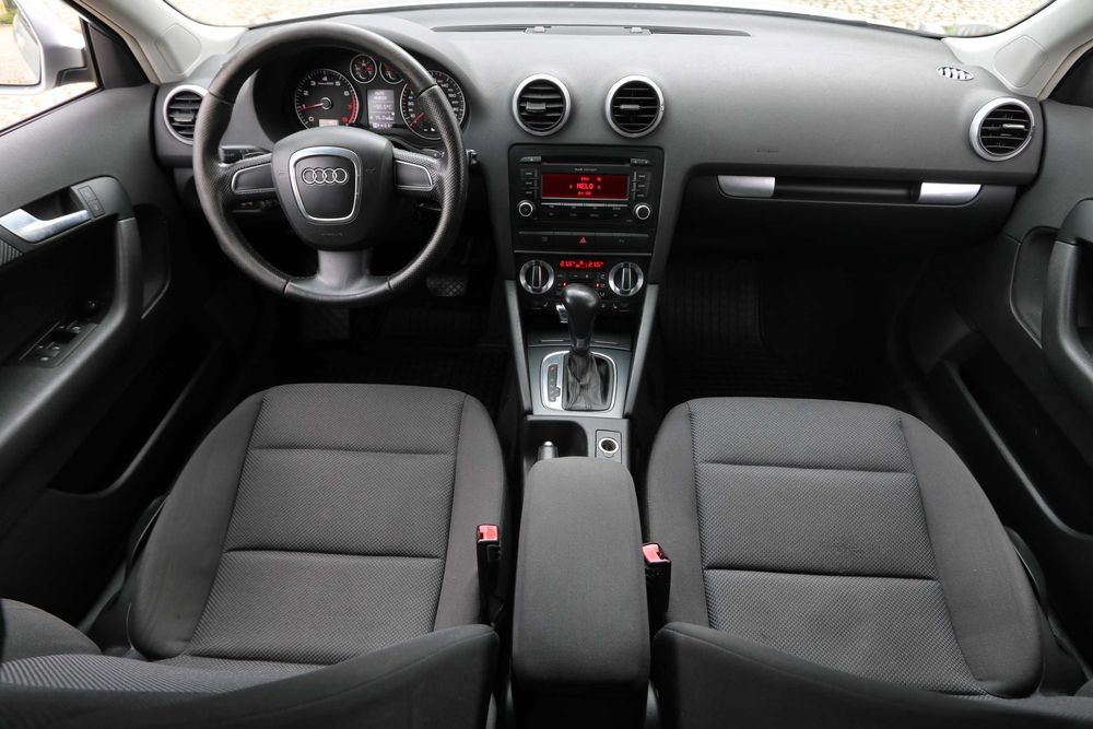 AUDI A3 SPORTBACK 1,8 LIFT w Automacie LEDY Xenon Zamiana