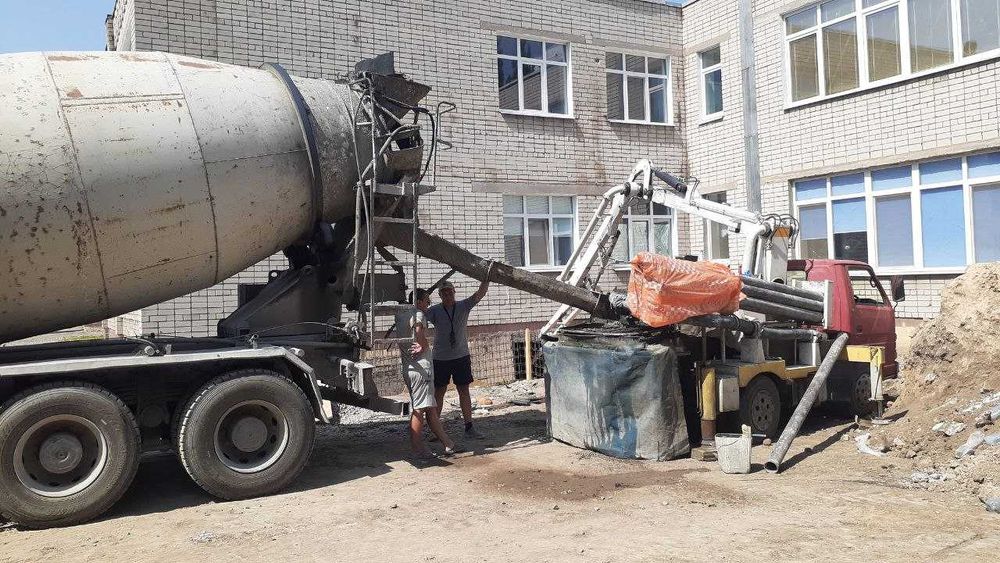Промислова підлога, Стяжка, Топінг