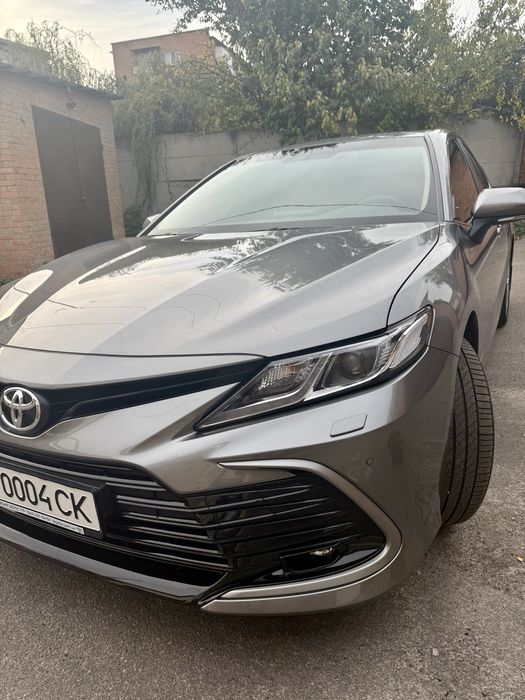 Автомобіль Toyota Camry 2023