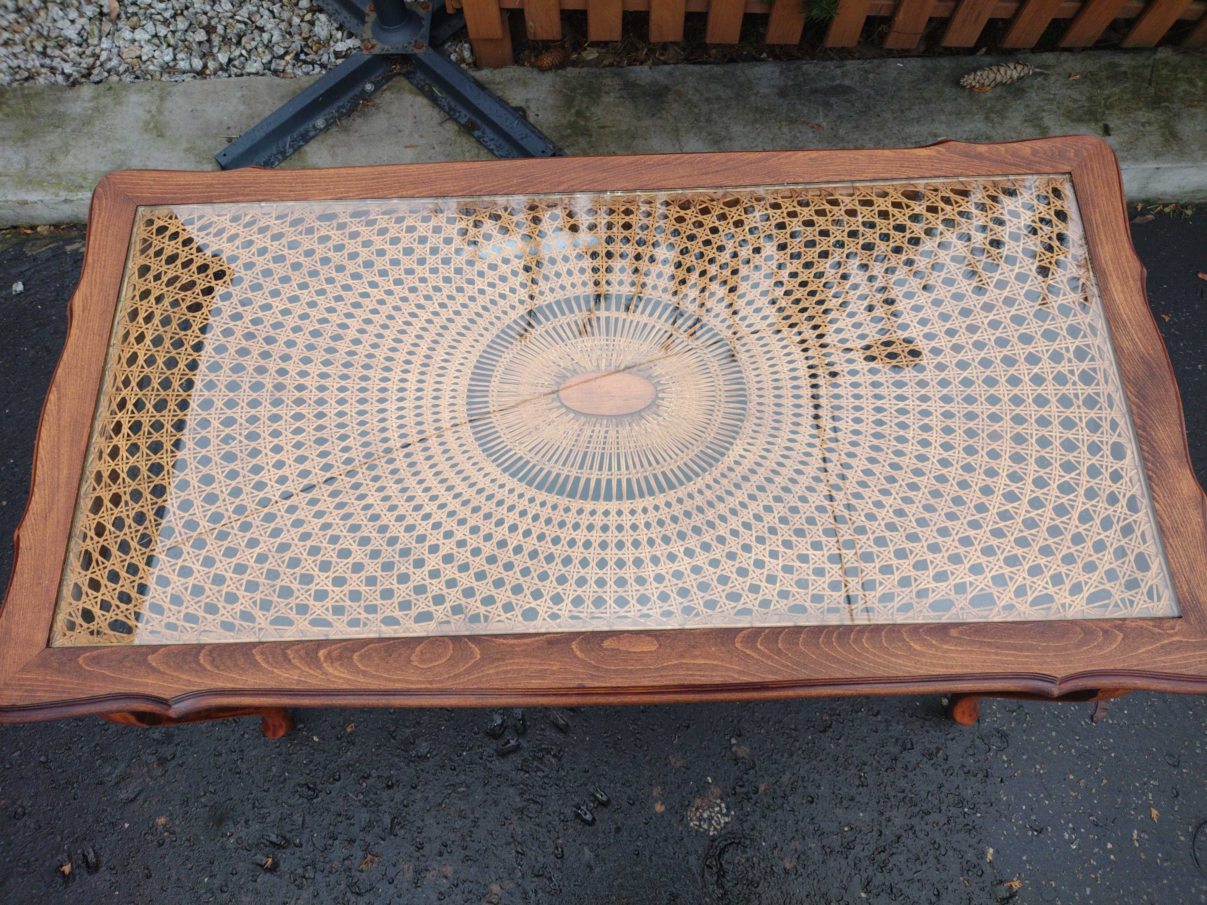 Stół  stolik w stylu Chippendale rafia szkło stan bdb