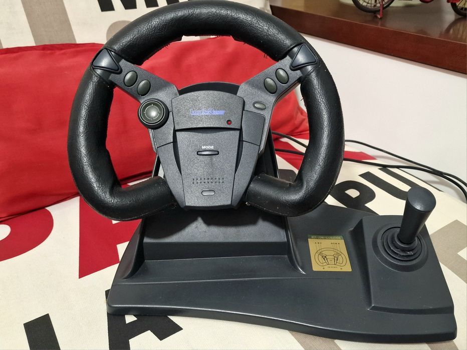 Volante e Pedais Clássicos (Anos 90) para PC - Impecável!