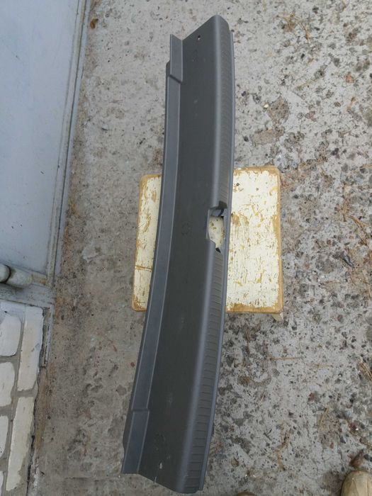 Задня панель в багажник Tacuma