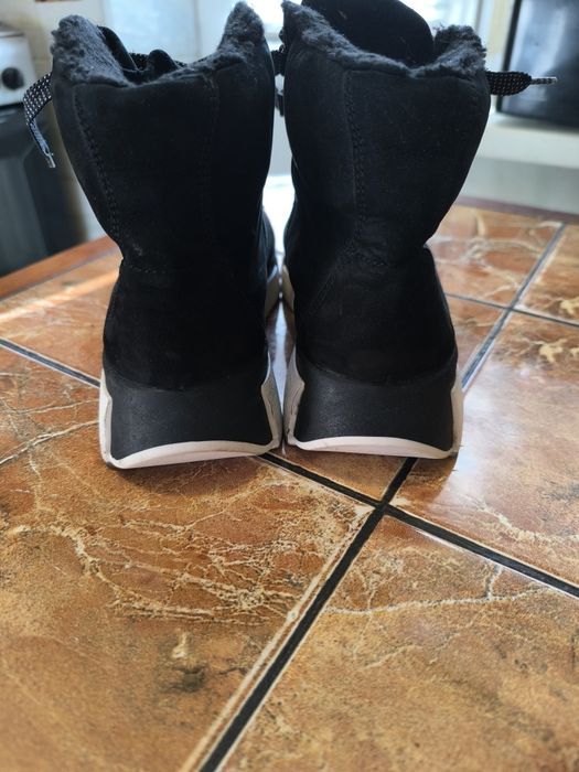 Шкіряні зимові жіночі ботинки, черевики 39 розмір ( устілка 26 см)