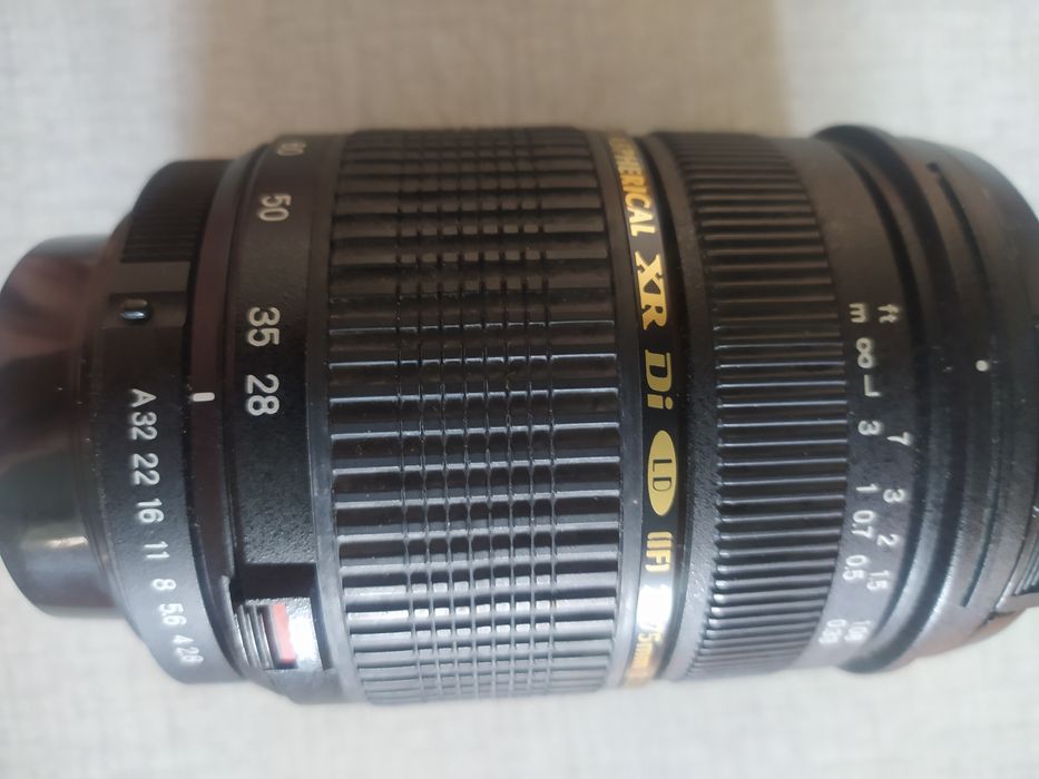 Tamron SP AF Aspherical XR Di LO (IF) 28-75 mm 1:2,8 Marco ф67