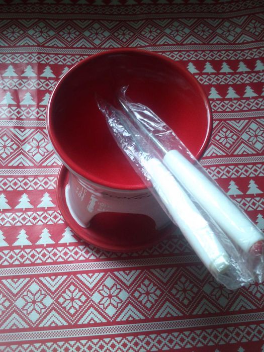 Fondue jesień jesienny zestaw komplet czerwony impreza biały andrzejki