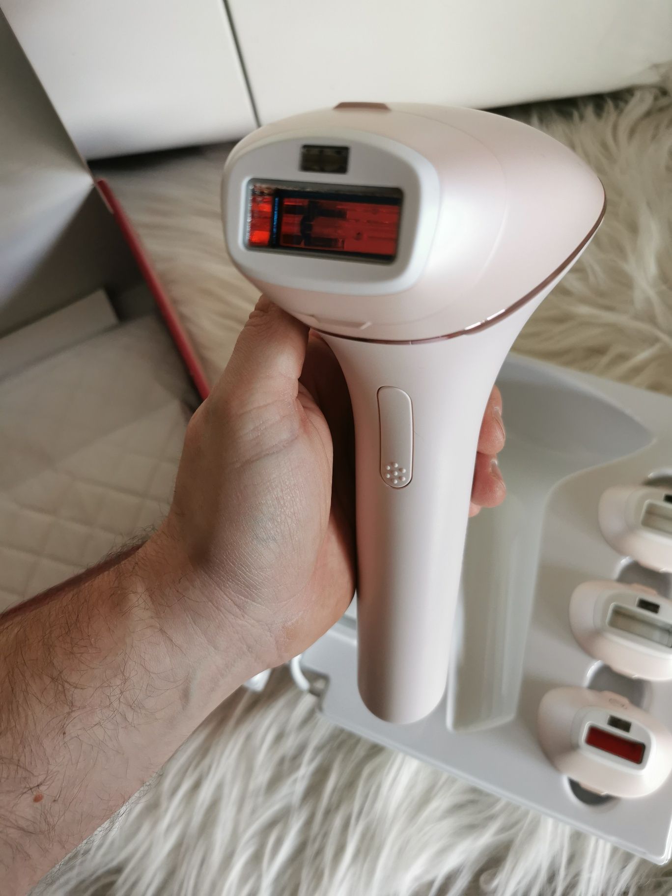 Depilator laserowy PHILIPS Lumea seria 9900 Prestige BRI977/001 SenseI