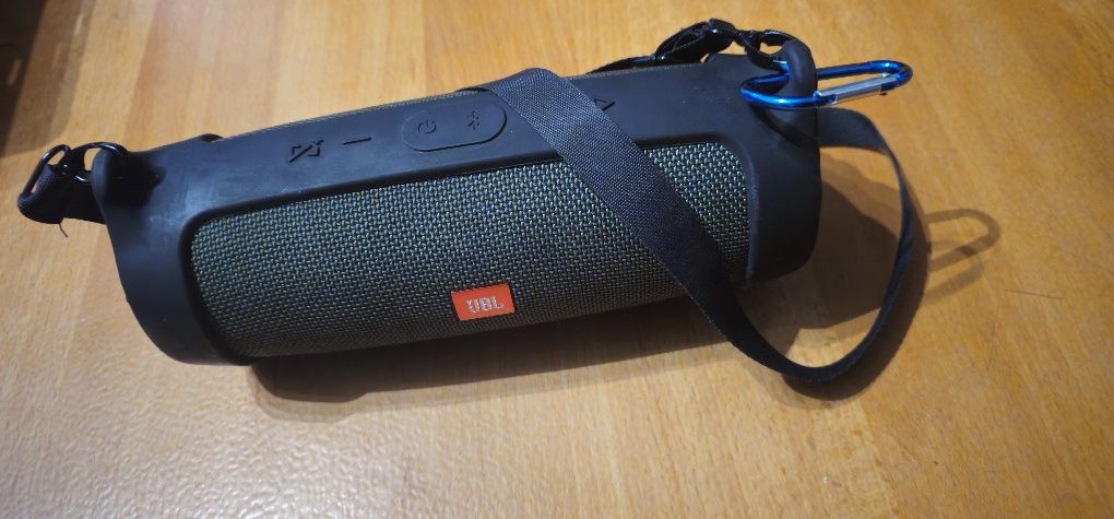 Głośnik przenośny Bluetooth JBL Charge 4 + gumowy case