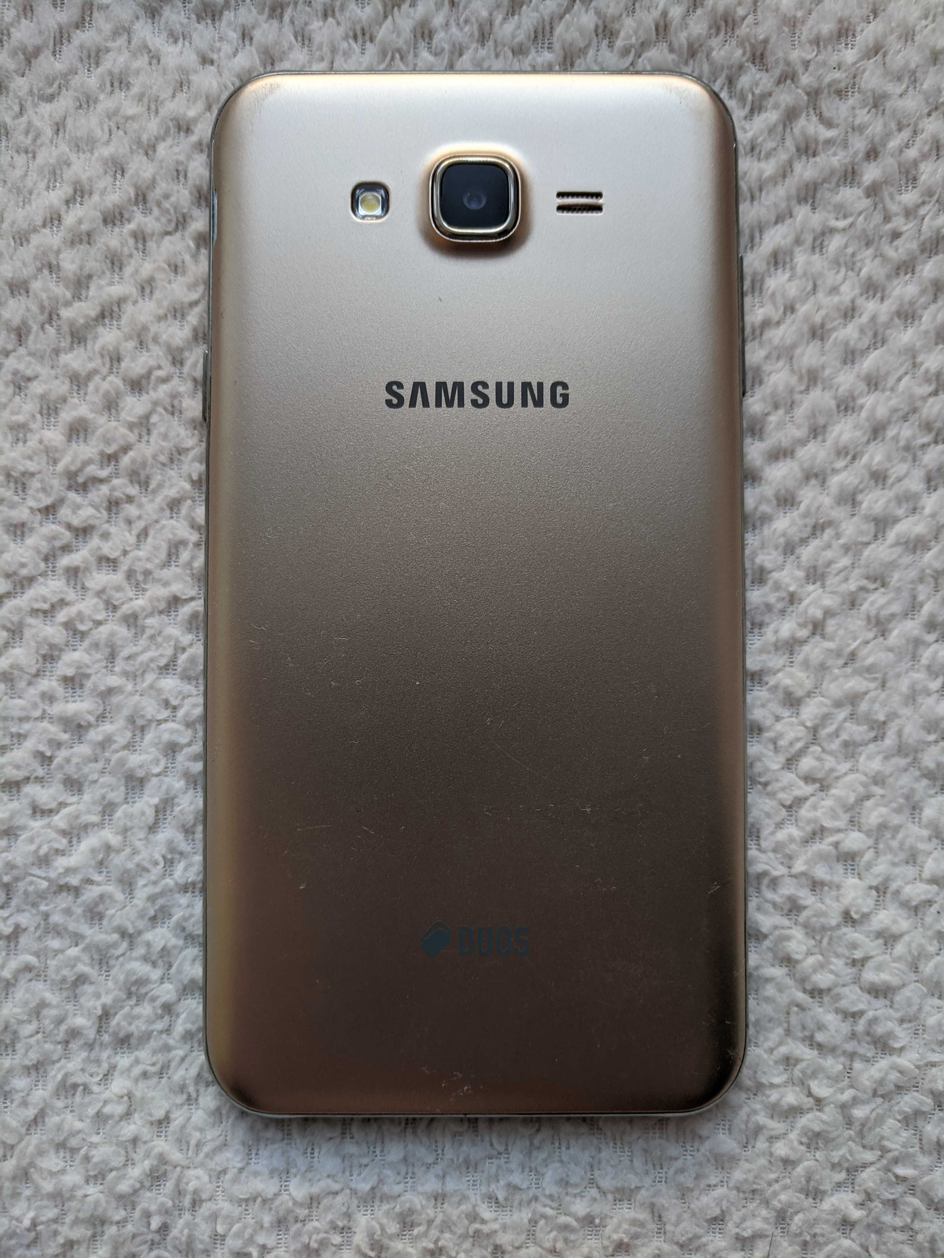 Samsung Galaxy J7 (SM-J700H/DS) 16Gb Gold + картка пам'яті 4Gb