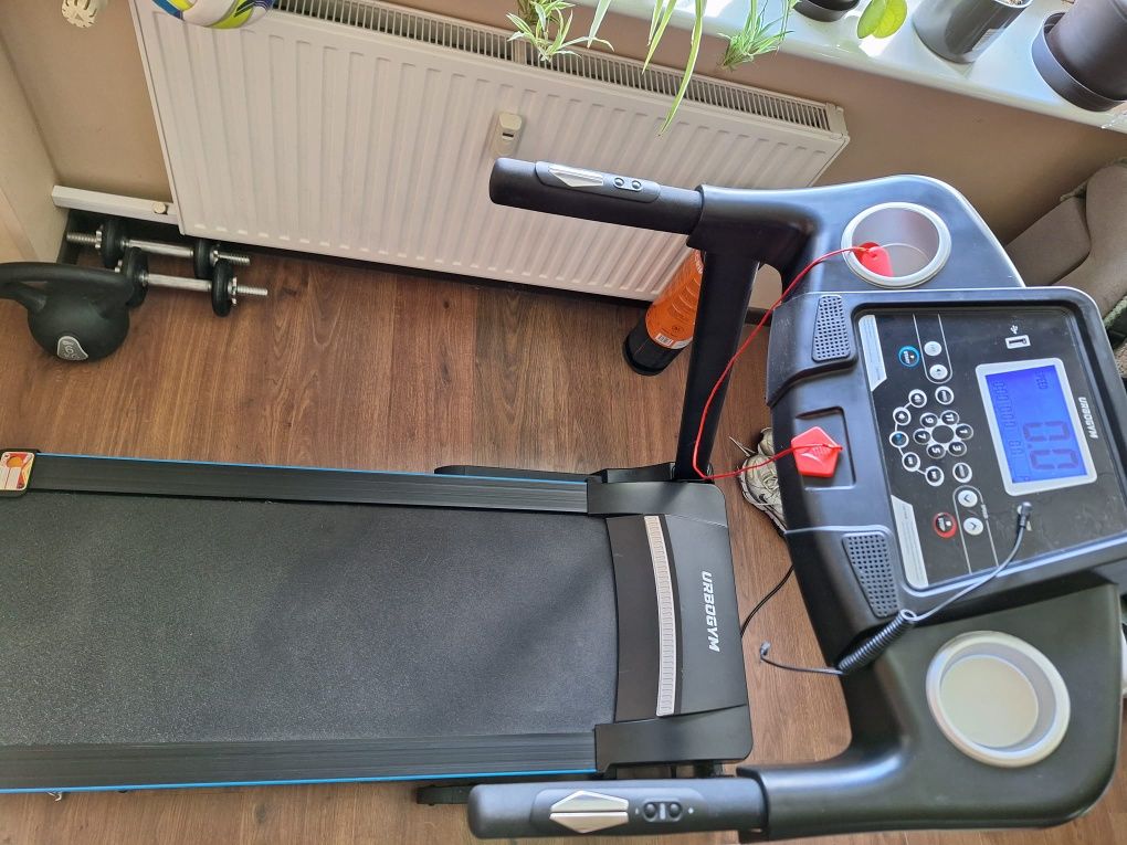 Bieżnia elektryczna URBOGYM V520*REZERWACJA do wtorku 09.09.
