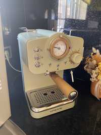 Maquina cafe retro