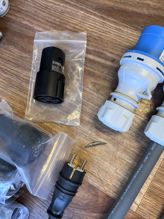 Конектор WT4P50S E62405 12a 125v підпис Зеник 16а 250в Ne-ad вилка