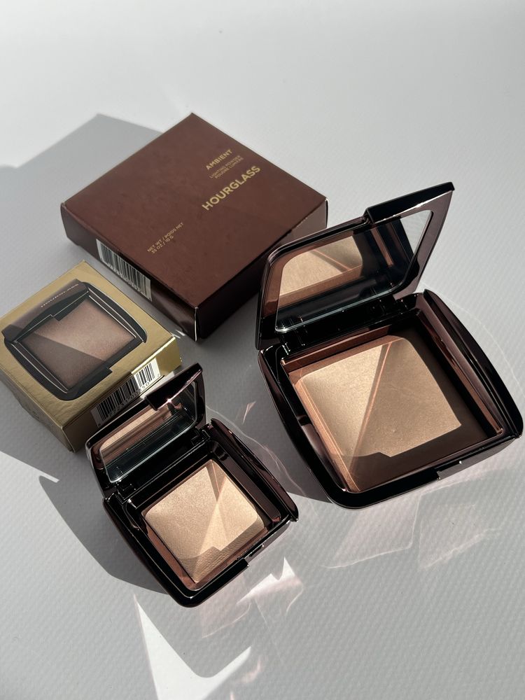 Фінішна пудра Hourglass у відтінку Dim Light (travel size)