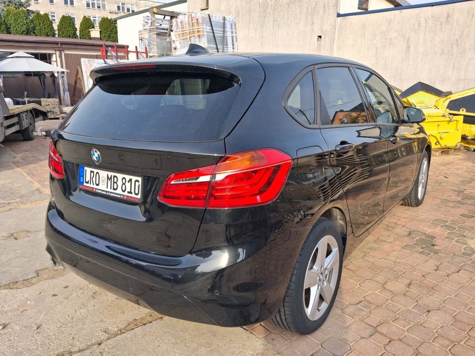 Bmw 2 f46 2022 jak nowa